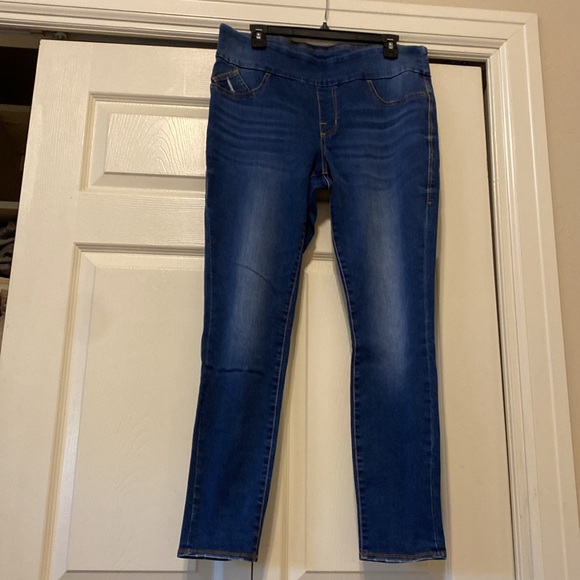 Rock and Republic Fever pull on jeans. Skinny. New condition. Dark blue Size 16 - Picture 6 of 9